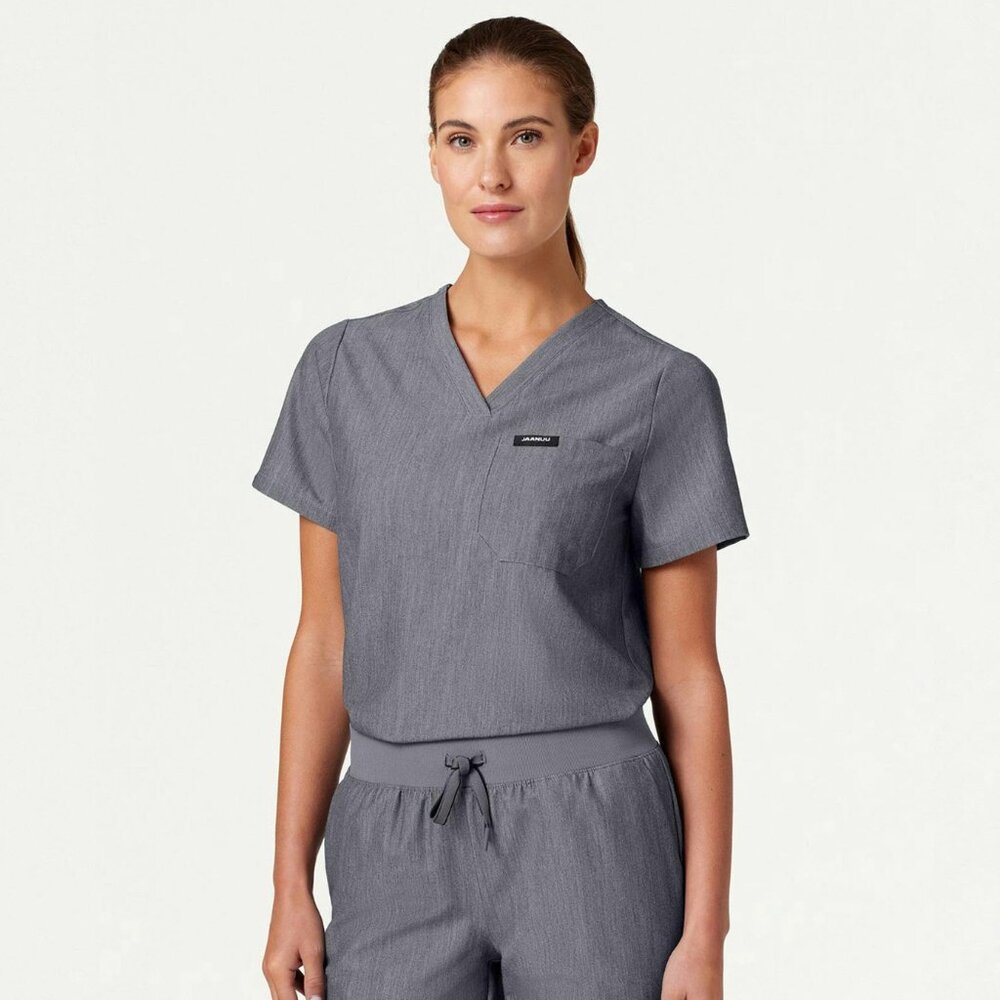 JAANUU scrub set - worn once!